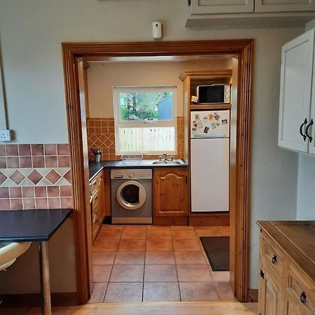 Cheerful Three Bedroom Country Cottage Балліна Екстер'єр фото